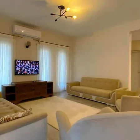 ヴィラ 4 Bedroomwith Private Pool Nature Interwined フェティエ