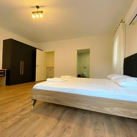 4 Bedroomwith Private Pool Nature Interwined ヴィラ